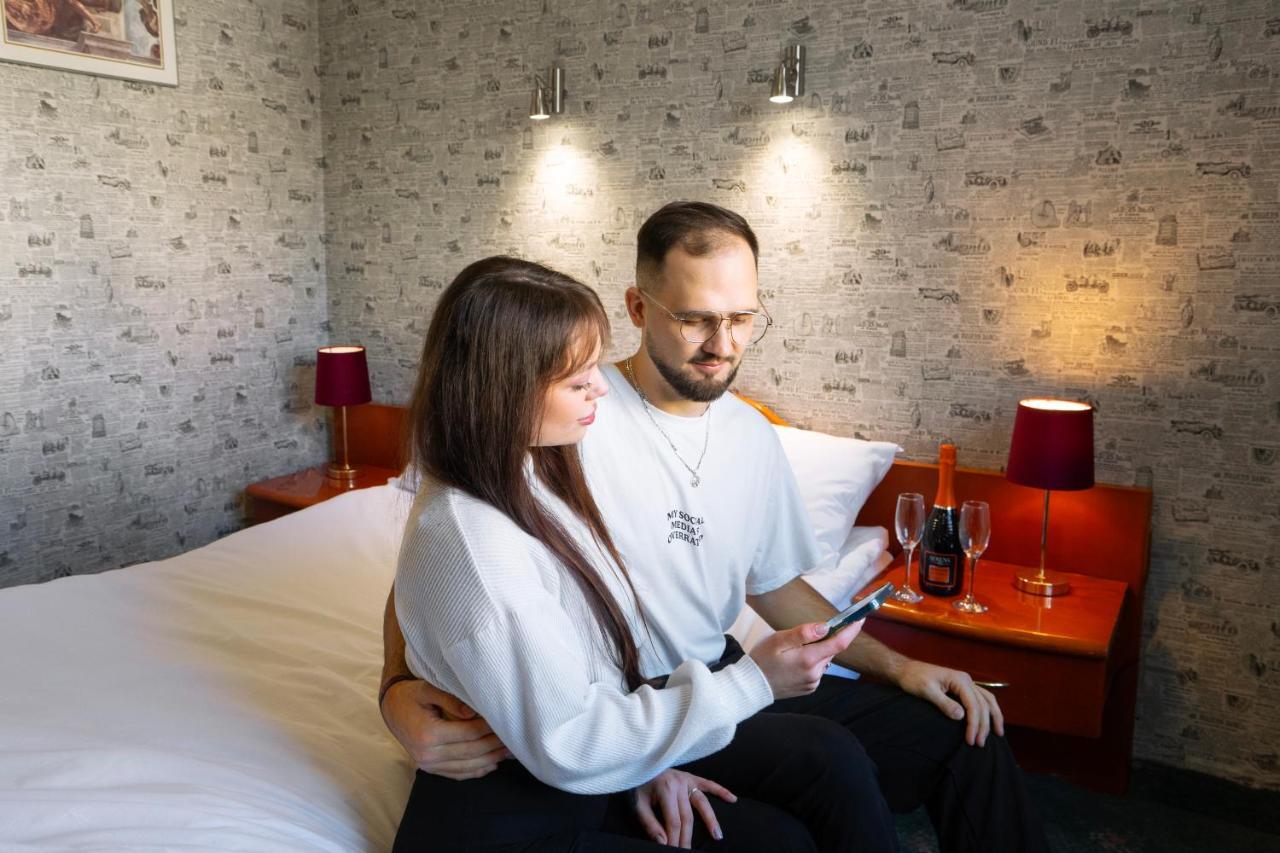Hotel Victory Home Варшава Екстериор снимка