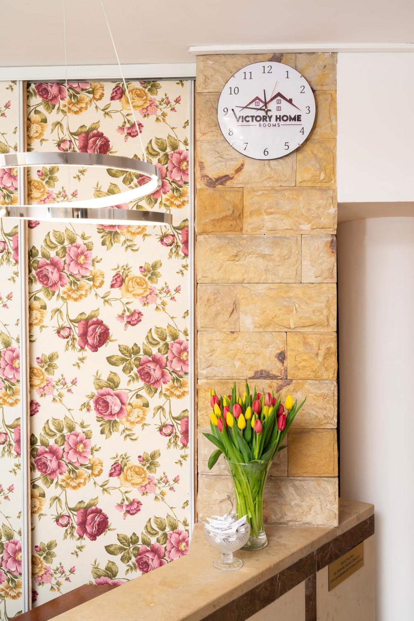 Hotel Victory Home Варшава Екстериор снимка